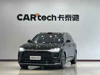 AITO Wenjie M9 2023