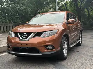 Nissan X-Trail 2015