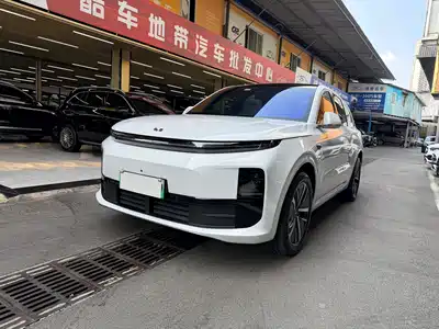 Li Auto L6 2024