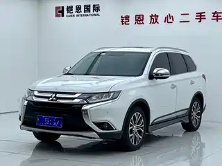 Mitsubishi Outlander 2017
