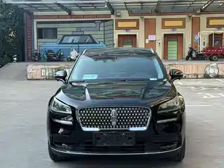 Lincoln Adventurer 2020