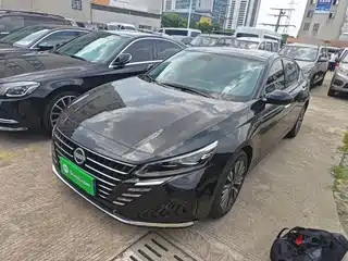 Nissan Teana 2024