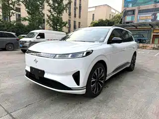 Dongfeng Yipai eπ008 2025