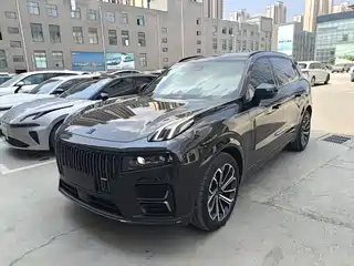 Lynk & Co 09 EM-P 2024