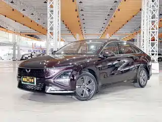 Wuling Motors Starlight 2024