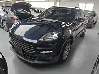 Porsche Macan 2021