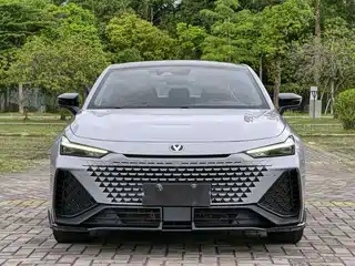 Changan UNI-V 2023