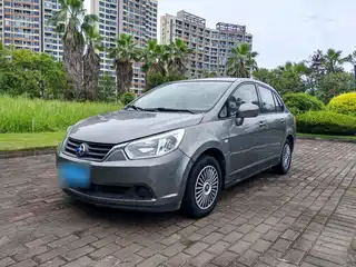 Venucia D50 2014
