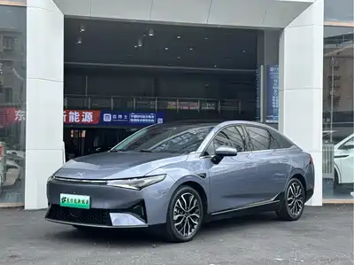 XPeng P5 2022