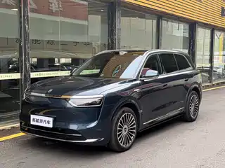 AITO Wenjie M8 2025