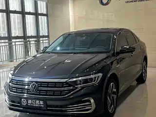 Volkswagen Sagitar 2022