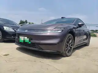 Changan Qiyuan A06 2025