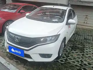 Honda Greiz 2015