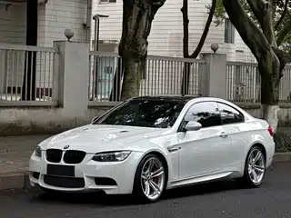 BMW BMW M3 2011