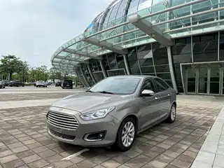 Ford Escort 2014
