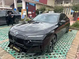 BMW BMW i7 2023