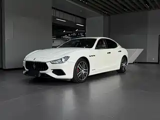 Maserati Ghibli 2021