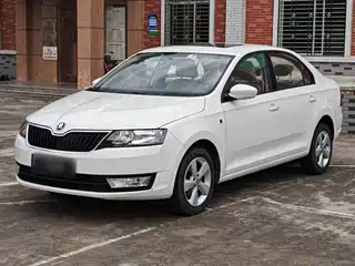 Škoda Rapid 2015