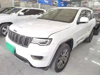 Jeep Grand Cherokee (Import) 2017