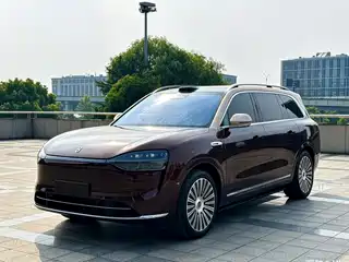 AITO Wenjie M9 2025