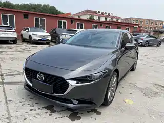 Mazda Mazda3 Axela 2022