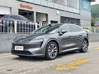 Zhijie Luxeed R7 2024