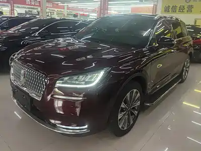 Lincoln Adventurer 2020