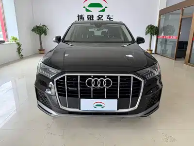 Audi Q7 2024