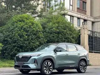 Geely Boyue L 2025