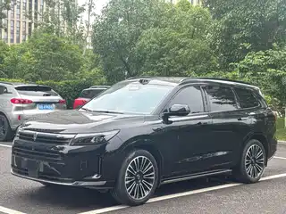 AITO Wenjie M7 2023