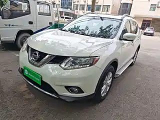 Nissan X-Trail 2015