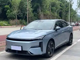 Geely Galaxy L6 2025