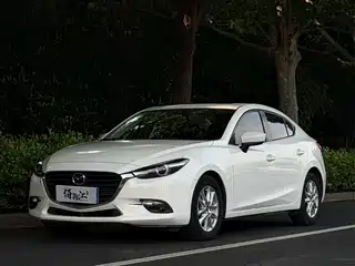 Mazda Mazda3 Axela 2018
