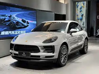 Porsche Macan 2021