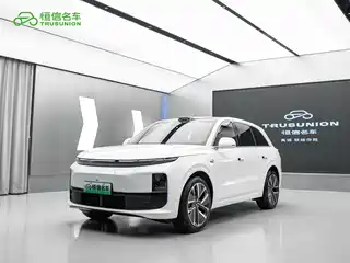 Li Auto L6 2025