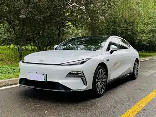 Geely Galaxy Xingyao 8 2025
