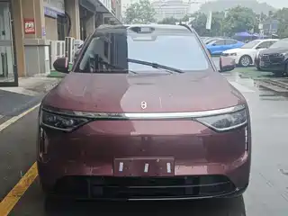 AITO Wenjie M8 2025