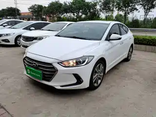 Hyundai Elantra 2019