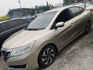 Honda Lingpai 2015