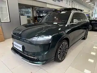 AITO Wenjie M9 2023