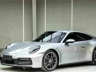 Porsche 911 2025
