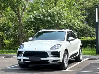 Porsche Macan 2020