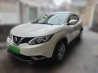 Nissan Qashqai 2015