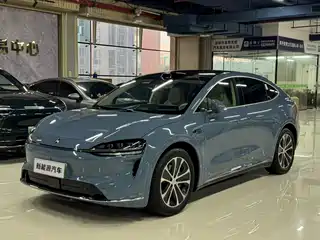 Zhijie Luxeed R7 2025