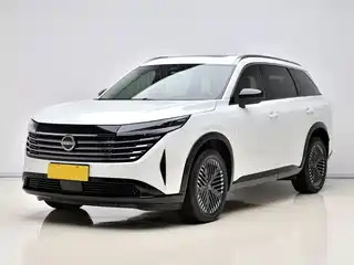 Nissan Terra 2024