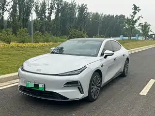 Geely Galaxy Xingyao 8 2025