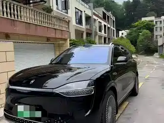 AITO Wenjie M9 2025