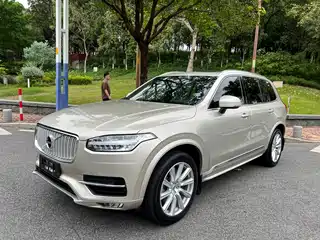 Volvo XC90 2019