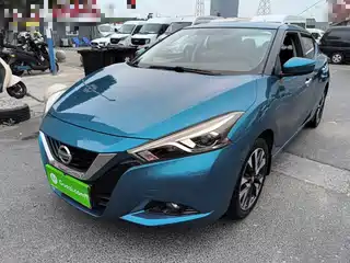 Nissan Bluebird 2015