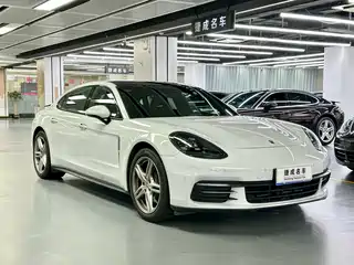 Porsche Panamera 2018